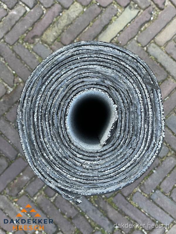 Rol EPDM dakbedekking materiaal voor plat dak in Heesch Rol EPDM dakbedekking materiaal voor plat dak in Heesch