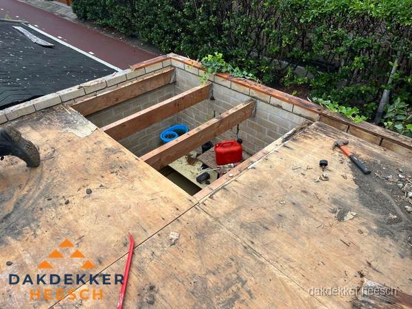 Plat dak vervangen met open constructie in Heesch Plat dak vervangen met open constructie in Heesch